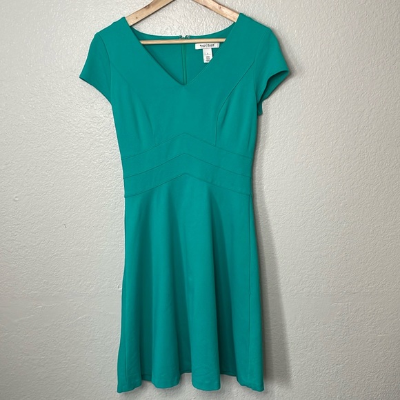WHITE HOUSE BLACK MARKET Dress | Turquoise | Size 2 - Picture 1 of 10